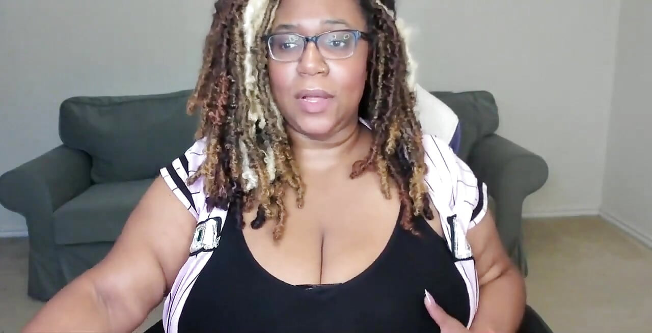 Josie Kiss