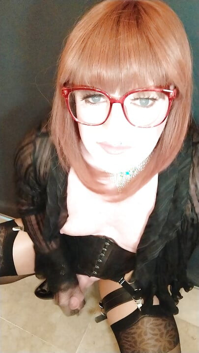 Travestit obraznic în latex