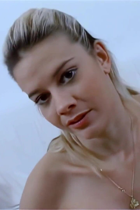 Chloe-Delaure: interviu video sexy cu Chloe Delaure