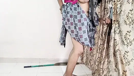 sautelee ne galatee se parade ke peechhe chhipe bhaee ka land choosa aur chud gayee hot phul hindee odiyo