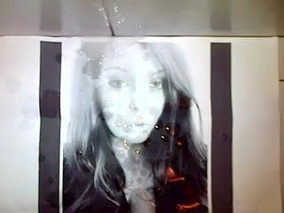 Huge facial tribute on user essexgirl21