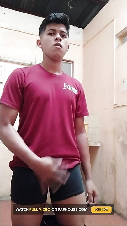 Hot teen boy masturbates