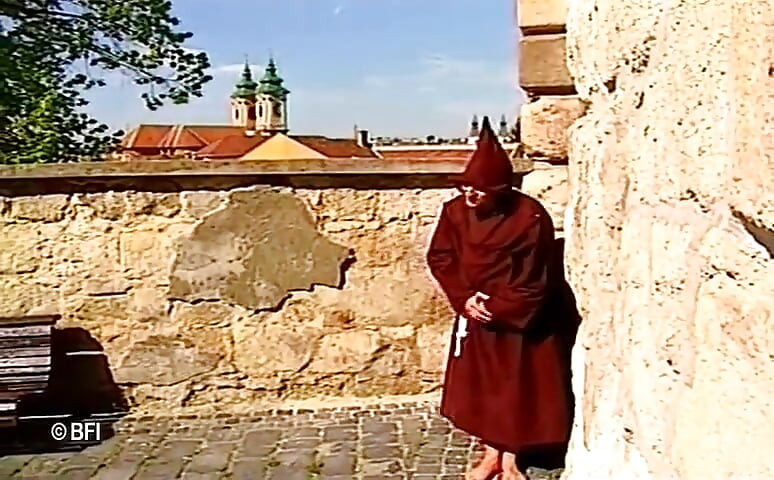 Monahinja jebana velikim crnim kurcem