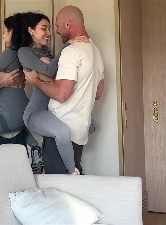 Ruth Lee Gets Fucked by Johnny Sins