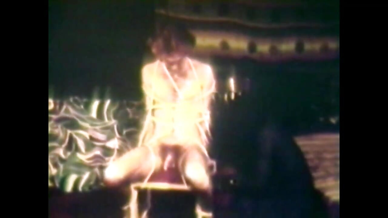 สาวร่านน่าขยะแขยงน่าขยะแขยง