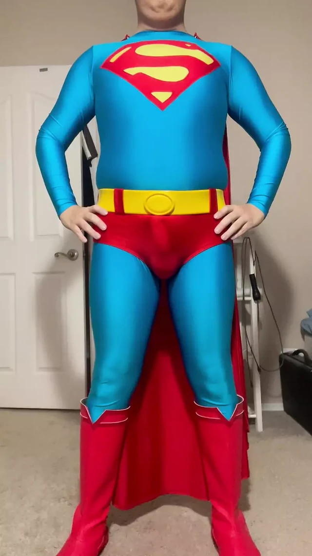 Superman Suit Up!
