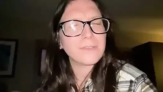 64 lezbiyen hizmetçim için beni istemesi için onu baştan çıkarıyorum ama bana şaplak atıyor