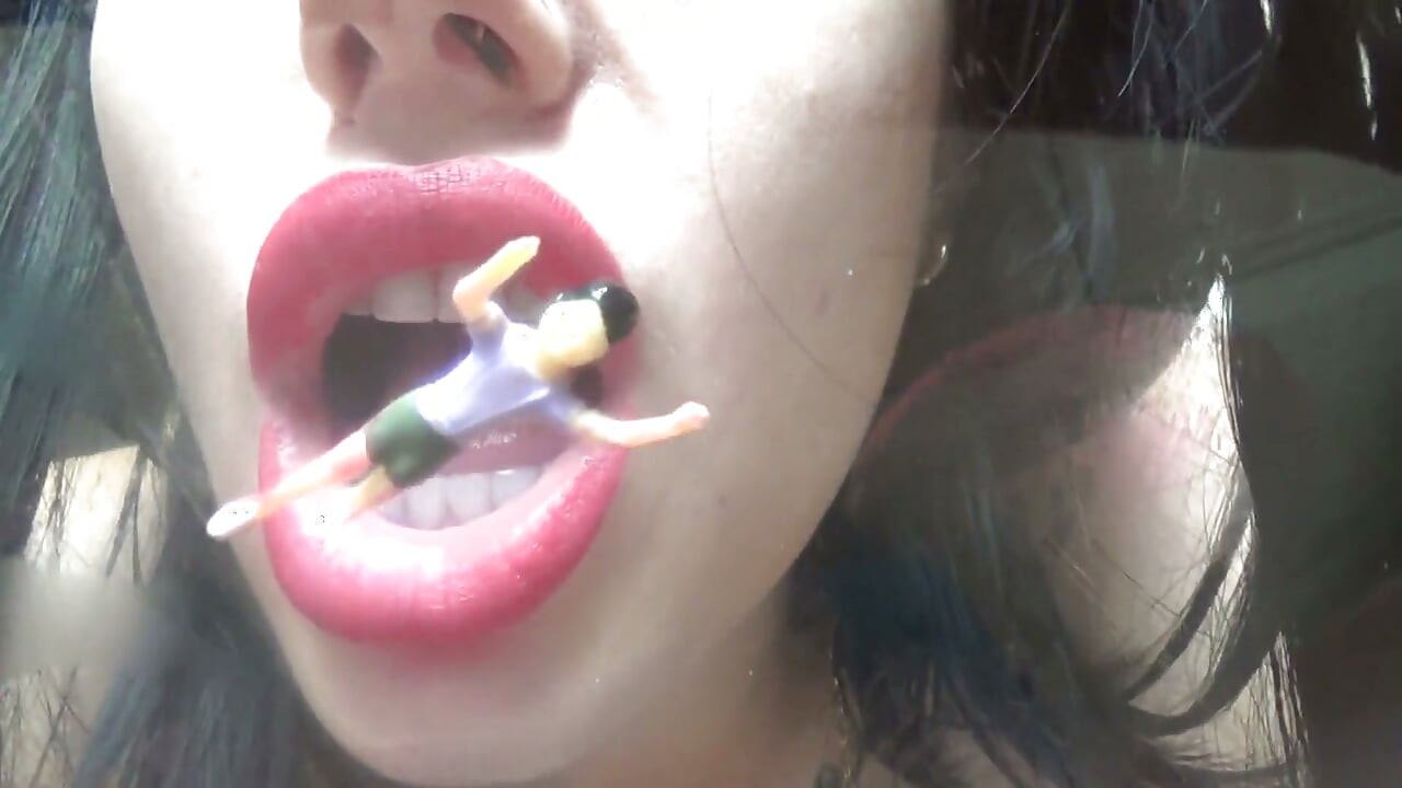 Gentle Giantess Playfully Threatening Eat!