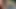 Ibu-ibu sange rela dimanjain di luar ruangan