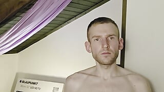 hungarian man play myself at night