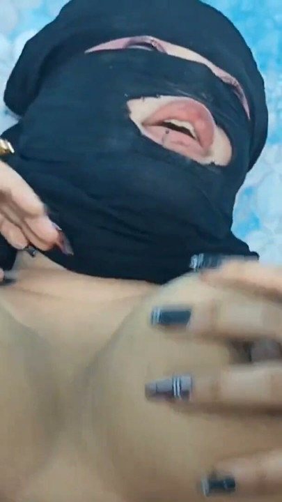 Arab sex is exciting for Sharmota. He fucked her big pussy and ass with cucumber | Clip 2