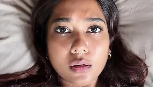 Petite Desi Mia Z masturbates on FaceTime once again