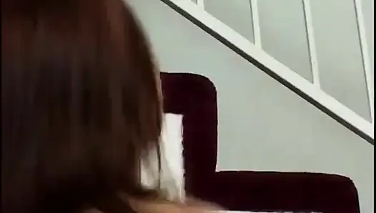 Heiße sexy Dani Woodward bekommt coochie genagelt und ins gesicht gespritzt