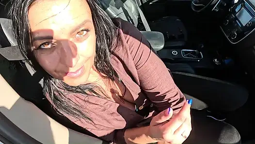 Schlampige blowjobs & dicke möpse necken - cameltoe, stöhnen & nasse finger