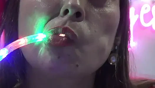 Muhteşem!! Derin Boğazlı, Çok Uzun Bir Noel Işığı Hortumu Yapıyorum!!