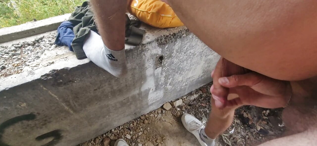 A Young Fucker in an Abandoned Factory Met His Daddy and Fucked His Holes Hard Until He Came
