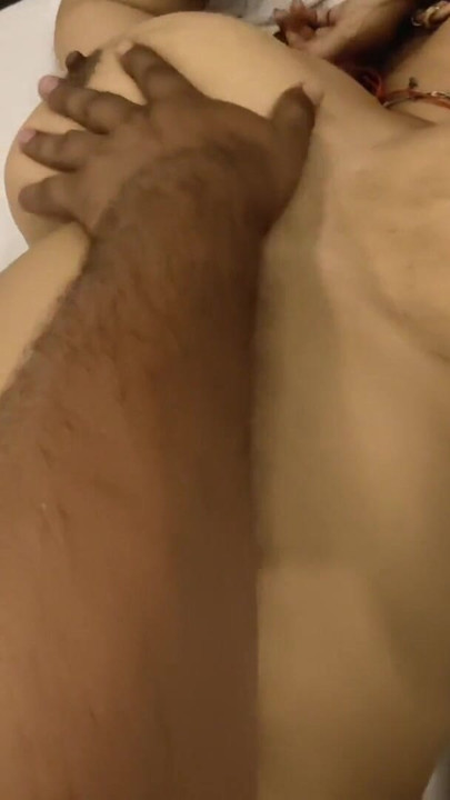 Naukar ne malkin ko akela dekh kiya sex big boobs hardcore sex video | Clip 1