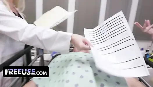 Tante semok haley spades & missa mars mendapatkan perawatan spesial dari dokter mesum