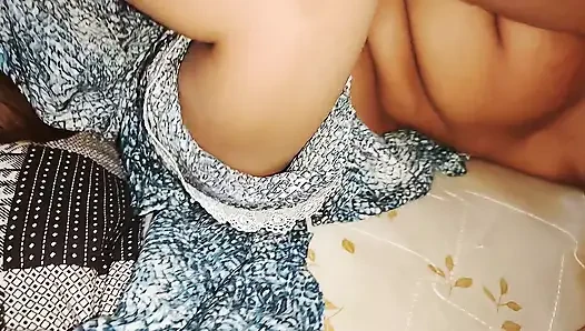 Pakistani House owner Fucked Cubby Maid- Indian Bhabi Desi Bhabi Desi Indian Dirty talk Hardcore