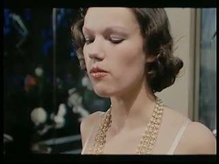 Вечеринки-штрафы (1978) с Brigitte Lahaie и Maud Carole