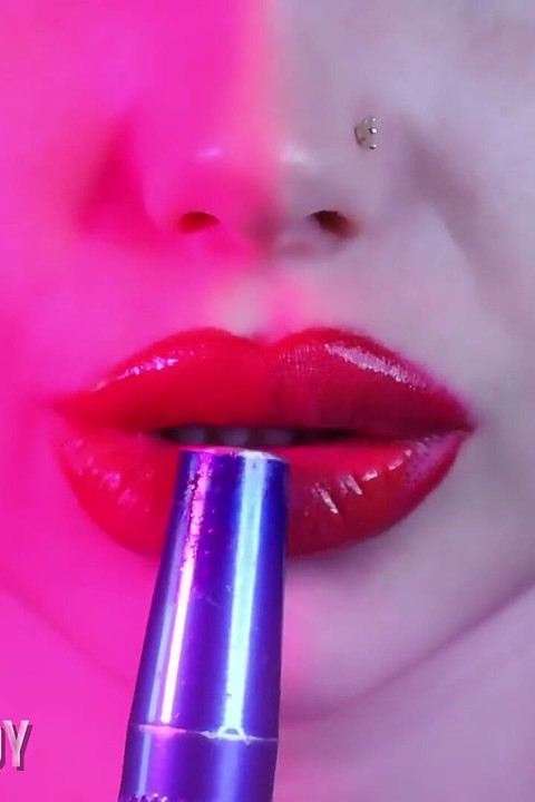Deepening your lips addiction and reprogramming you into the powerless Gooner!