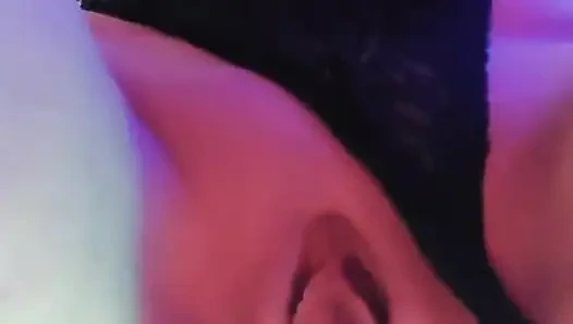 Jika Pacar Saya Tidak Menjemput Saya... Biarkan Tetanggamu Merawatku!