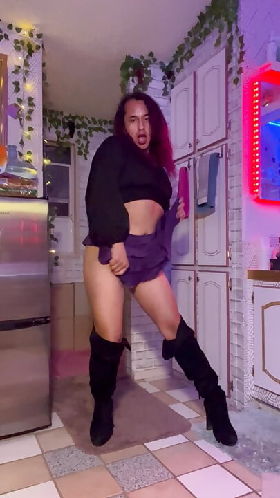 Još jedan video striptiz plesa