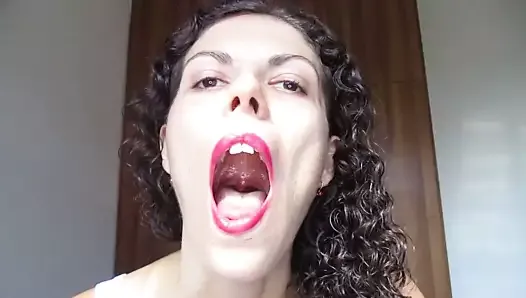 Face and mouth fetish - Gentle Giantess Julia V Earth