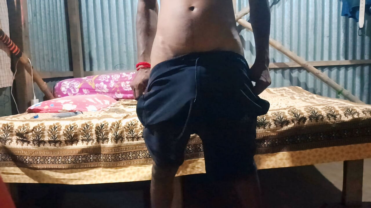 Desi young mature uncle.injoy at night masterbating video
