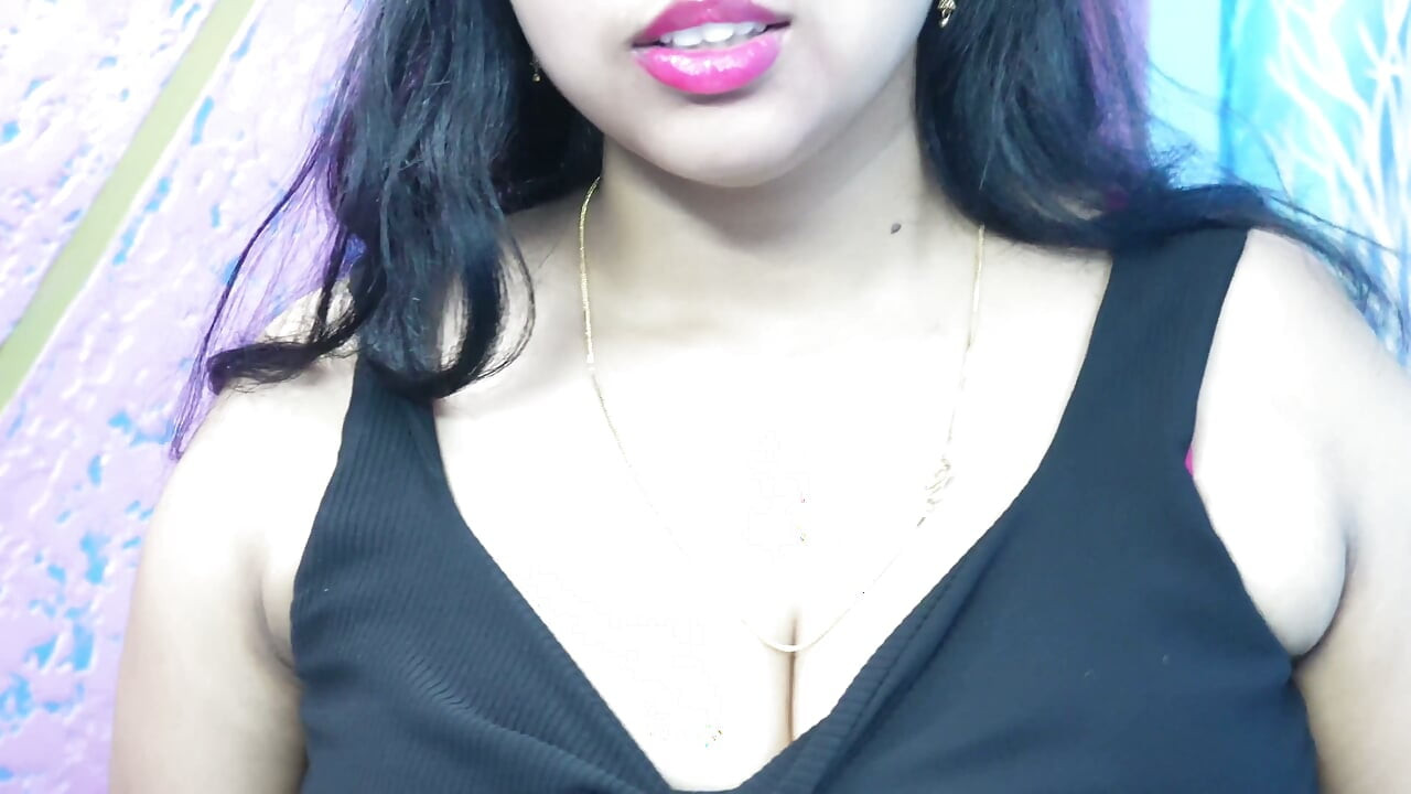 Beautiful Girl Aai Kam Magne Hindi Voise