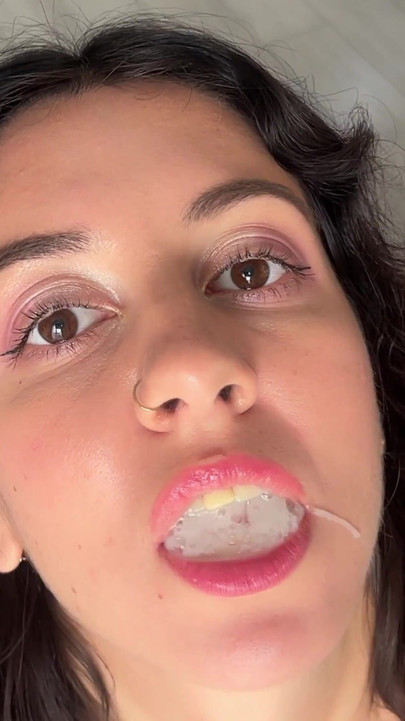 Porra na boca e brincar com esperma