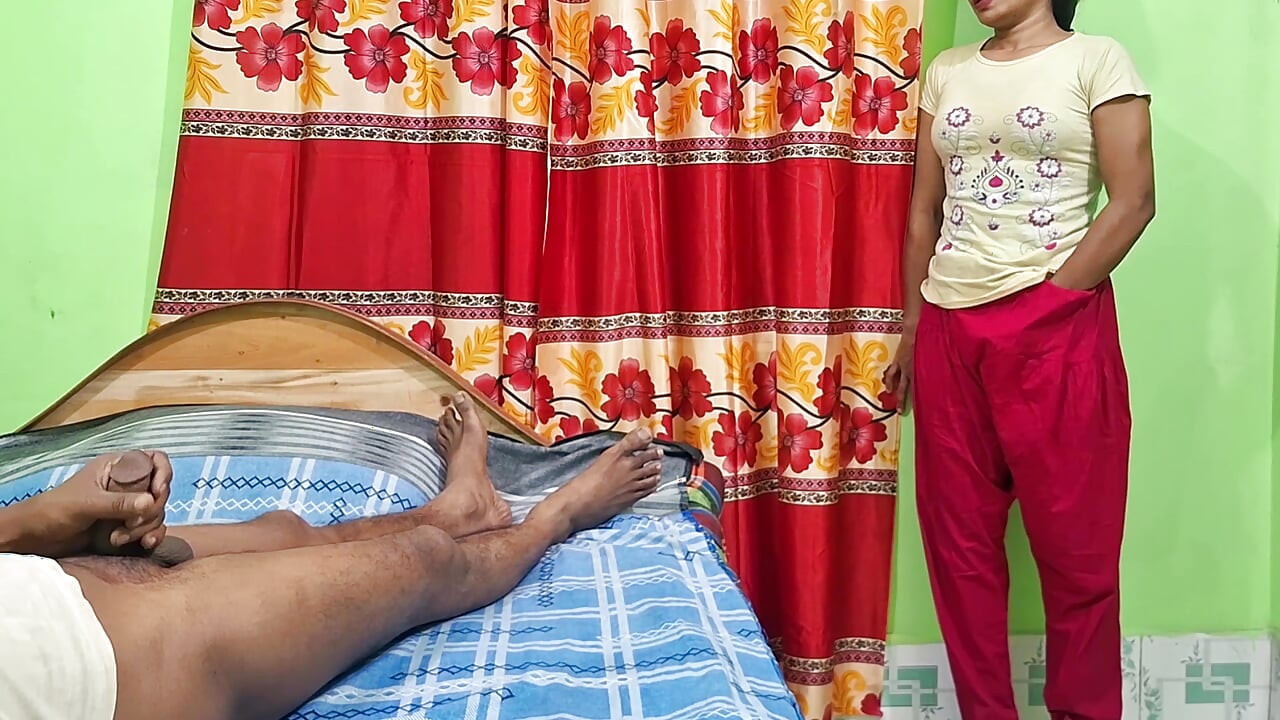 Un demi-frère couche avec sa demi-sœur dans la chambre, Desi xvideos