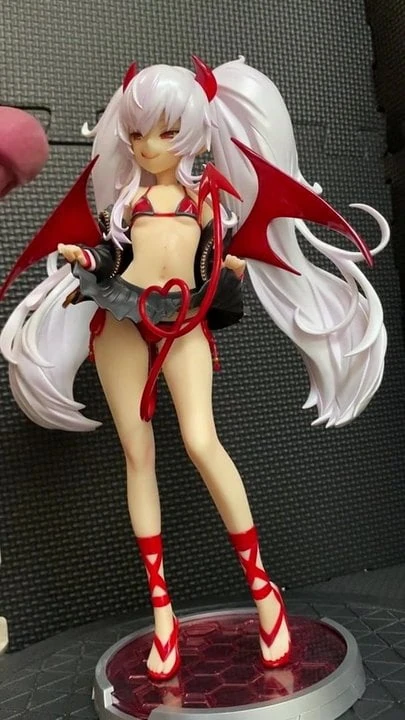 Grim Aloe figure bukkake sof