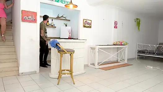 Розововолосая Шлюшка Получает Двойное Проникновение За Кулисами, Фестиваль Траха