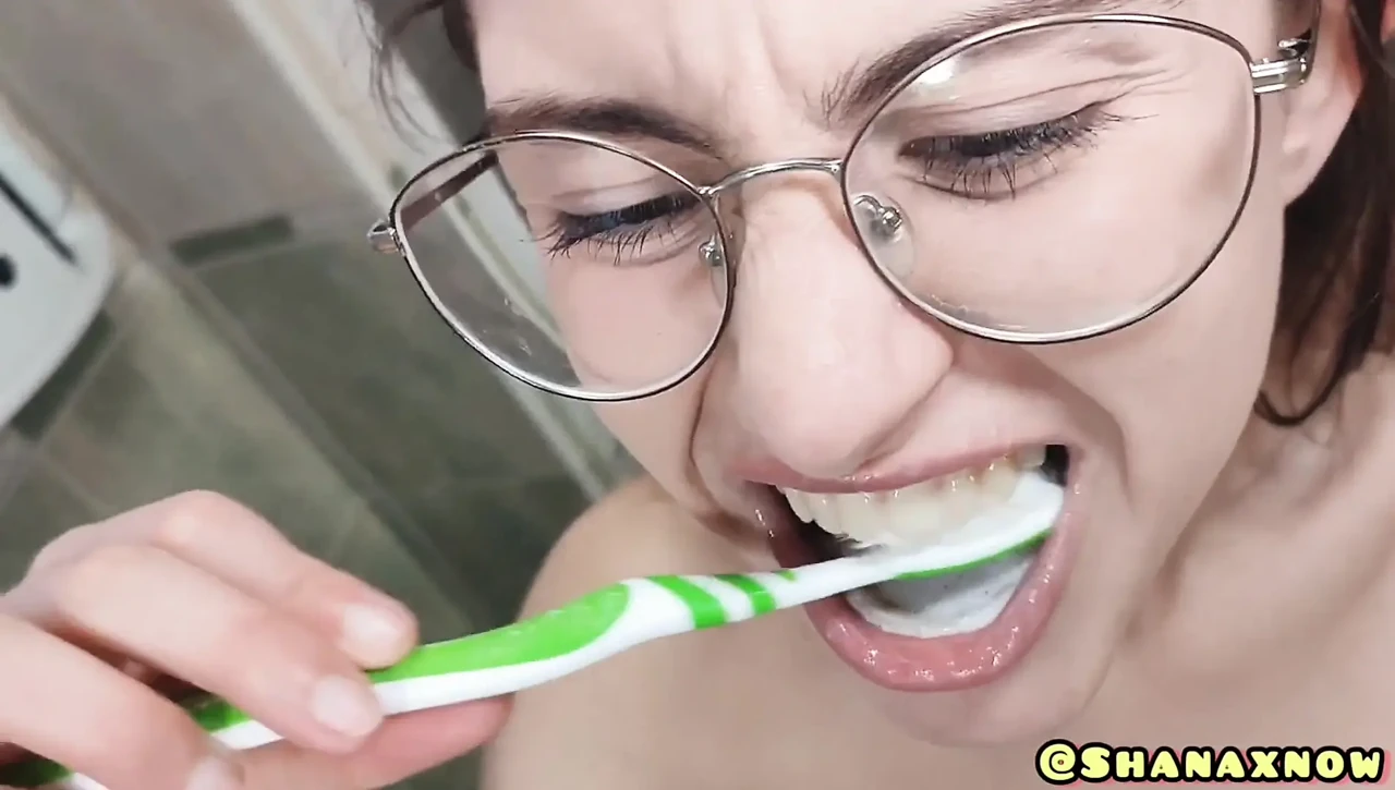 Teen Maid Toothbrush with Fresh Cumshot