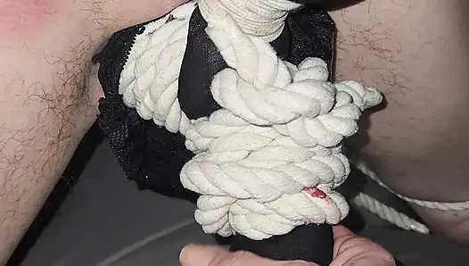 Goode Mädchen CBT Ein Nylon, Ein Paar Seile Und Ballbusting