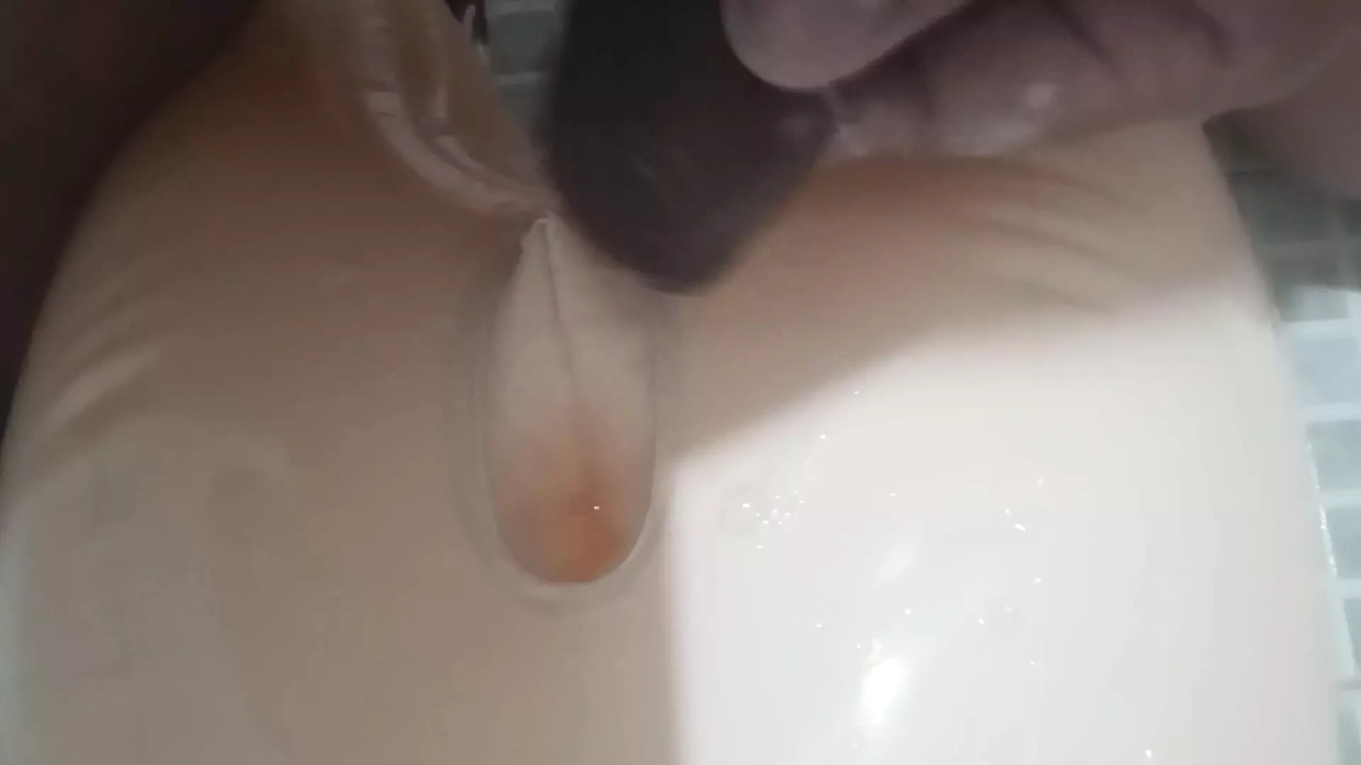 I cum with delicious cum in my sex doll's ass in the bathroom.