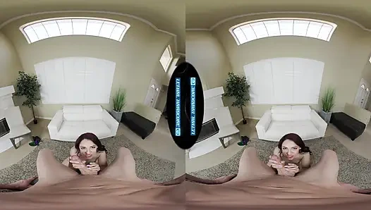 СМЕРТЕЛЬНЫЙ ХАРДКОР VR - сексуальная латина сквиртует тебе в лицо из ее красивой волосатой киски