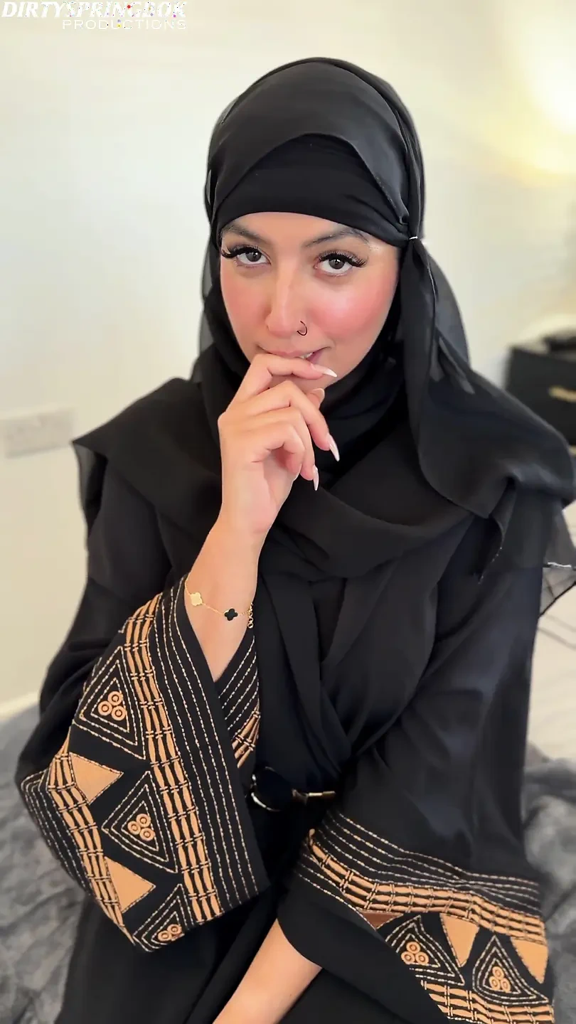 Aaliyah 用乌尔都语 JOI 结束斋月