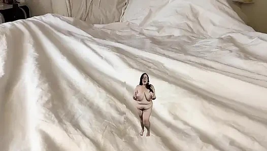 Ibu tiri yang menyusut joi