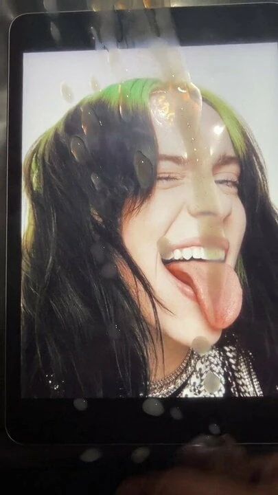 Coprendo Billie con lo sperma