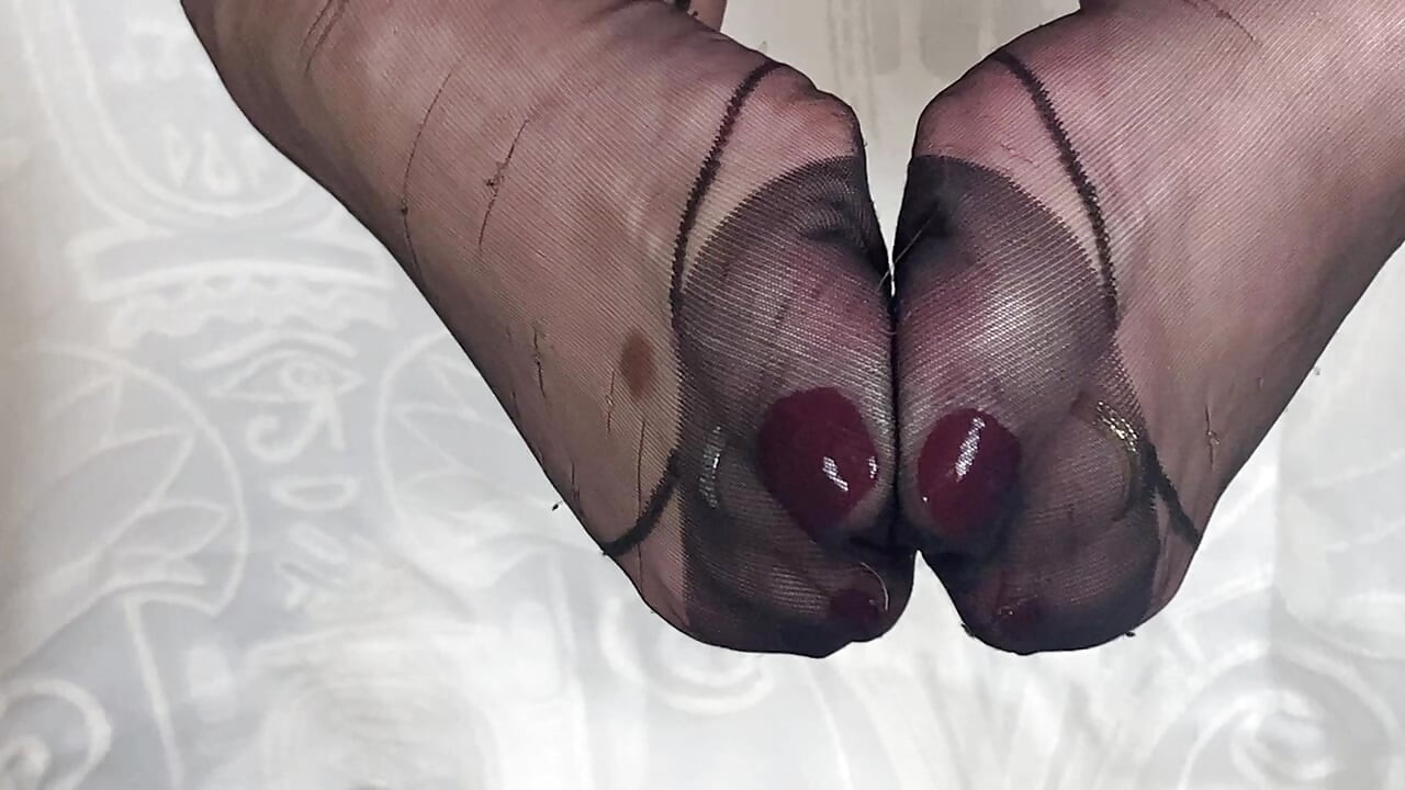 Sexy Aunty Sandra with New Panties