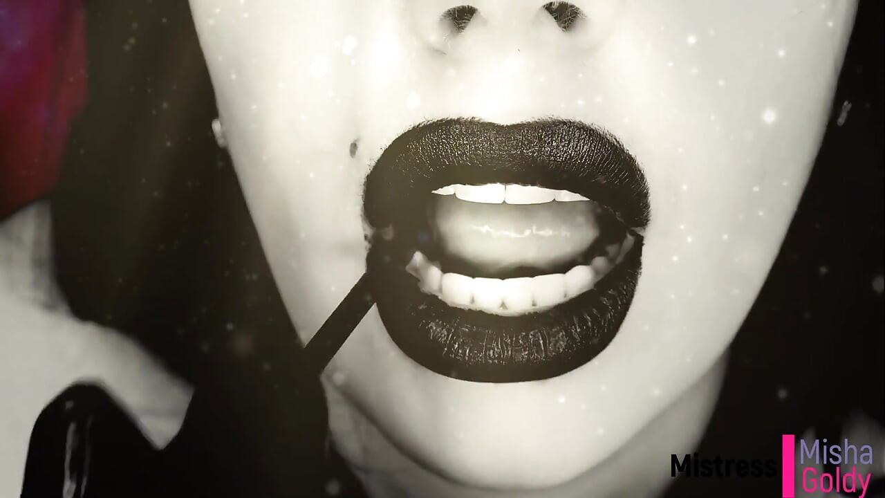 Μαγευτικό τριπλό Lipstease με JOI