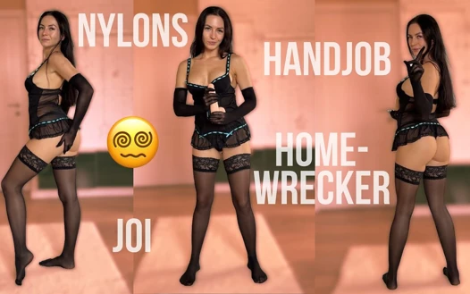 Homewrecker - ngocok kontol pakai dildo sambil pakai sarung tangan nilon, spit