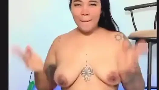 I Masturbate Deliciously Until I Squirt