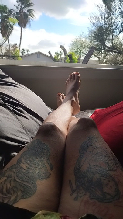I see you peeping at my feet, cum rub your hard cock across my toes