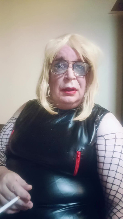 Ćao i dobrodošli na moj novi kanal...  Celoviti videi počinju 1. oktobra