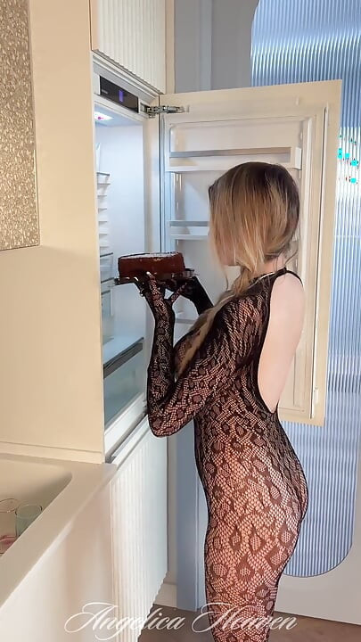 Sexy blondine wird in den arsch gefickt