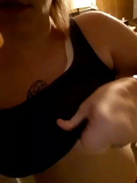 Sexy lil country girl