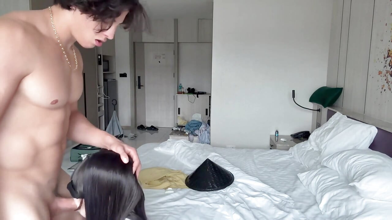 Polish Japanese Powerlifter Get Fucked on Her Birthday
